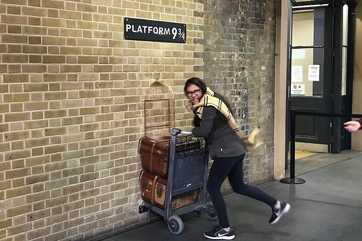 Harry Potter's London Feat. Harry Potter Movie Locations - Photo 1 of 3